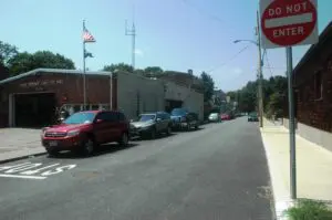 Church_St_just_past_Main_St