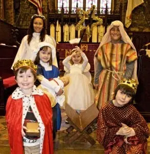 Christmas pageant 2011-St Marys