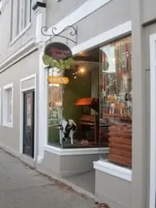 Entry to Homespun @ Home