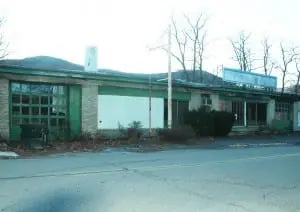 defunct dealership