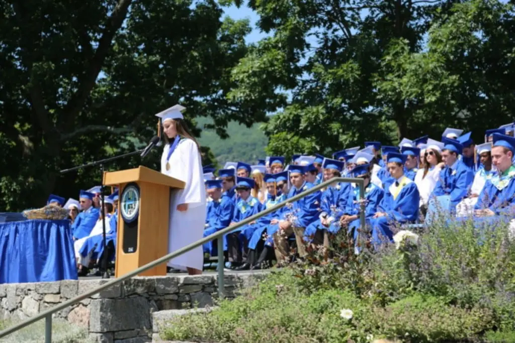 Valedictorian Carolyn Schaefer speaks.
