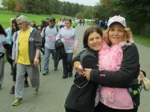 Hugsâ
areâ
plentifulâ
atâ
theâ
Support-a-Walk.â
â