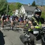 Ridersâ
clusterâ
togetherâ
forâ
theâ
startâ
ofâ
theâ
2013â
raceâ
inâ
Coldâ
Spring.â
Photoâ
byâ
L.S.â
Armstrong