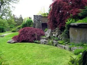 Innisfree stone structure (Photo by Kate Vikstrom)