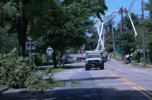 Crews worked on utility lines on Morris Avenue Wednesday afternoon. Photo by L.S. Armstrong