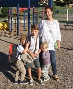 FirstâDayâofâSchool:âSylviaâGauglerâandâherâthreeâsons,âAlexâ(firstâdayâofâkindergarten),âLiamâ(thirdâgrade)âandâNicholas,âfutureâHaldaneâstudent. (PhotoâbyâE.âJ.âSchmidt)