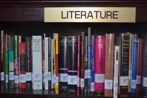 Bookā
acquisitionsā
haveā
decreasedā
dueā
toā
spendingā
cutsā
inā
recentā
years.
