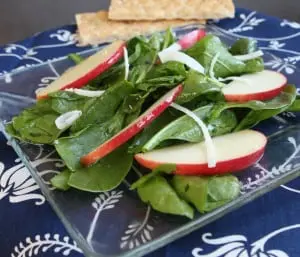 Maple-glazed spinach salad
