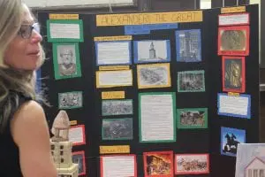 Biographicalâ
subjectsâ
wereâ
ever-popularâ
inâ
theâ
highâ
schoolâ
historyâ
projects.â
Thisâ
projectâ
onâ
Alexanderâ
theâ
Greatâ
joinedâ
othersâ
onâ
Cheâ
Guevara,â
Gandhi,â
Wilmaâ
Mankiller,â
Henryâ
Fordâ
andâ
more.â
â
