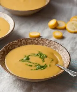 AâsummerâsquashâincludedâinâSizemore'sâbookâ(PhotoâbyâCarolineâKayeâPhotography) 