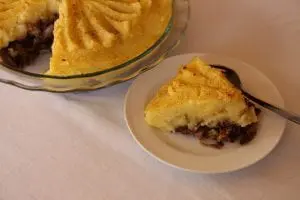 Spice up leftover turkey and mashed potatoes for a savory pie. (Photo by M.A. Ebner)