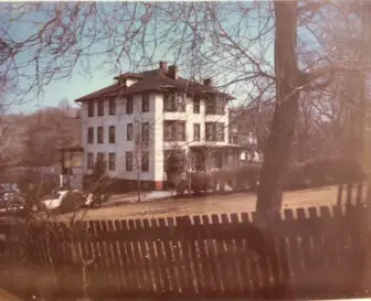 Connie Perdreau grew up in this house at 68 Beekman St. before it was demolished in 1971.