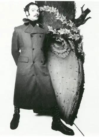 Piero Gilardi in 1966, in a photo taken for L’Uomo Vogue