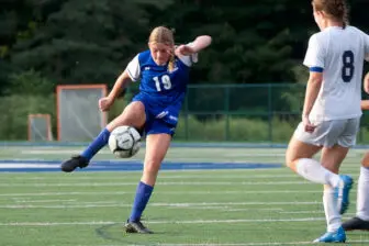 Anna-Cat Nelson (19) chipped in the winning goal just under the crossbar. 