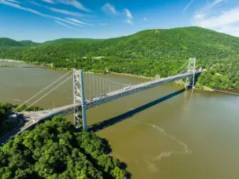 The Bear Mountain Bridge (Bridges and Tunnels)