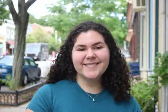 Shea DeCaro