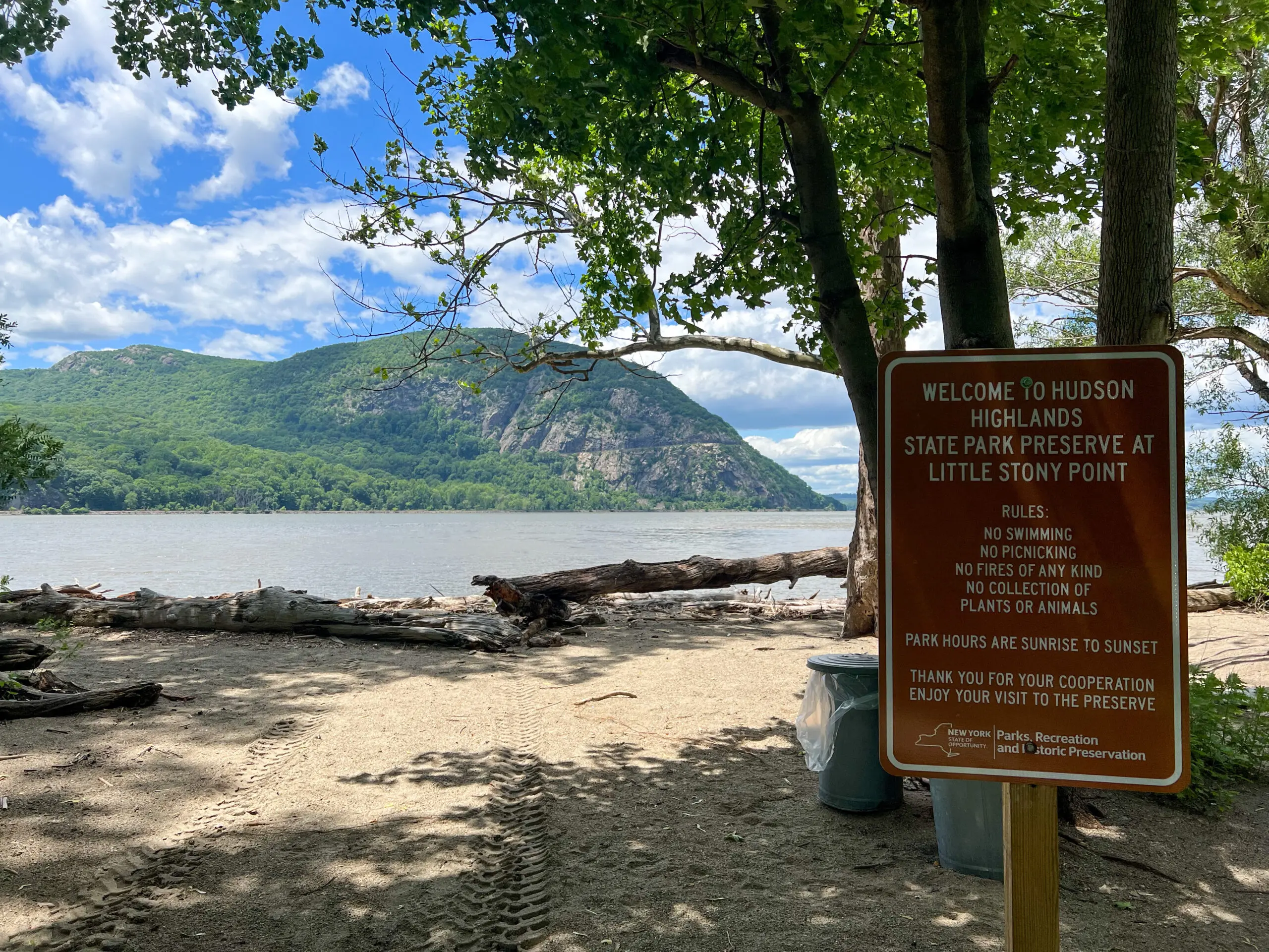 The New York State parks department warns Little Stony Point visitors to not swim in the river. (File photo by B. Cronin)