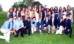 8th_Grade_Dance2011022A