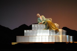 Nicholas Tamagna performing in Akhnaten 