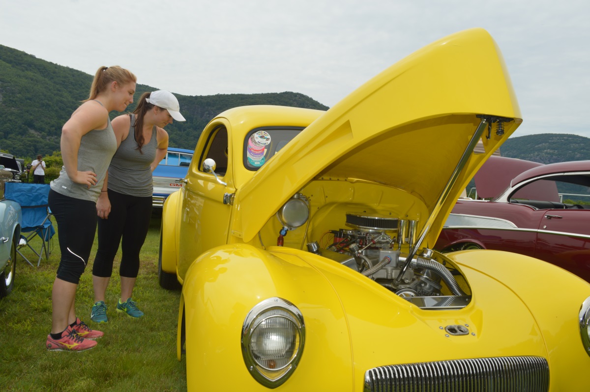 Willys car show