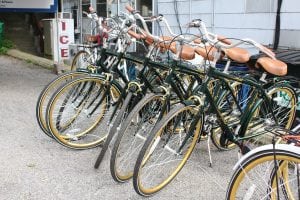 Ed Currelley rents three-speed Kent bikes (photo by Anita Peltonen)