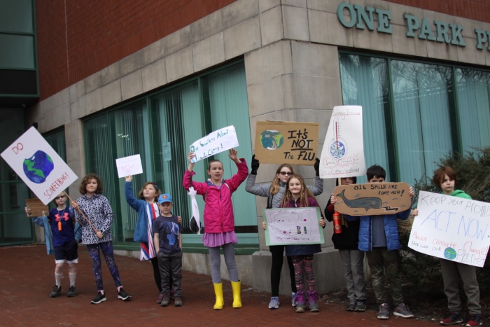 4th and 5th Graders Strike for Climate4