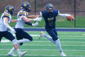 Beacon quarterback Jason Komisar 