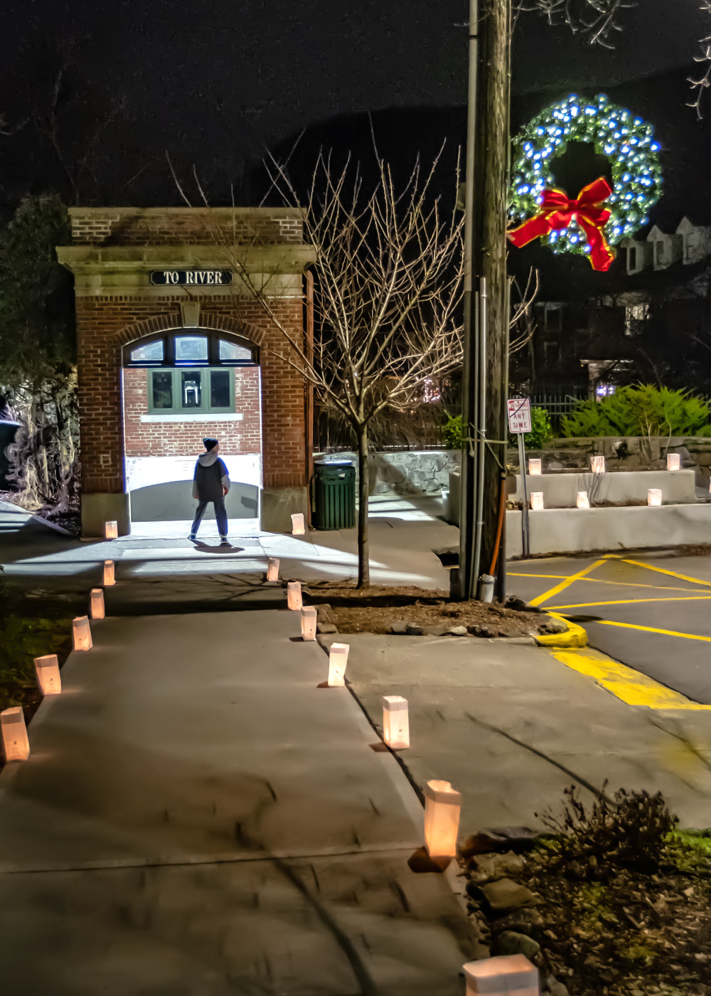 cold spring aglow 1