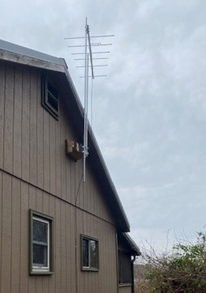 tracking antenna at Constitution Marsh