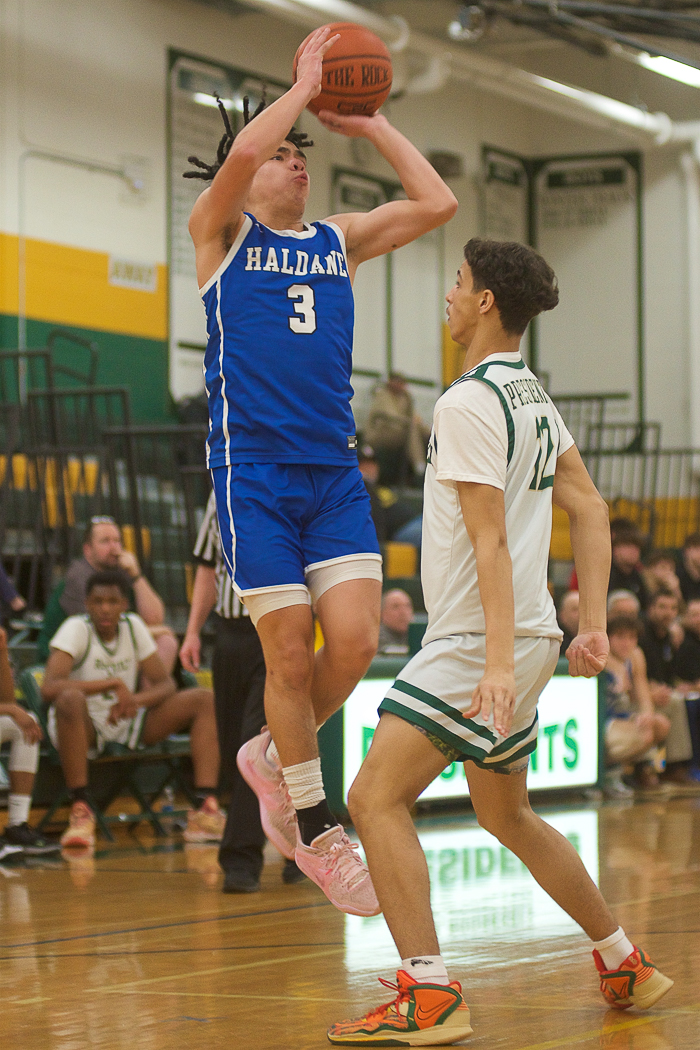 Haldane's Ben Bozsik rises for a jumper last week at FDR. Photo by S. Pearlman