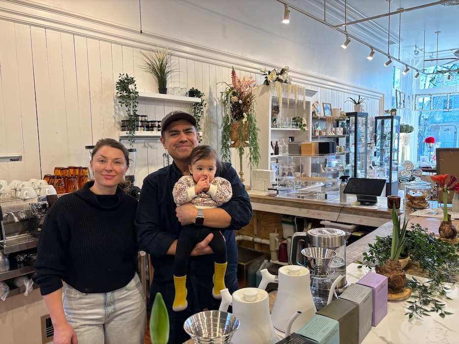 Eve Barnes-Corby, Brad Gilley and Lyla at the Citrine Cafe in Cold Spring Photo by M. Ferris