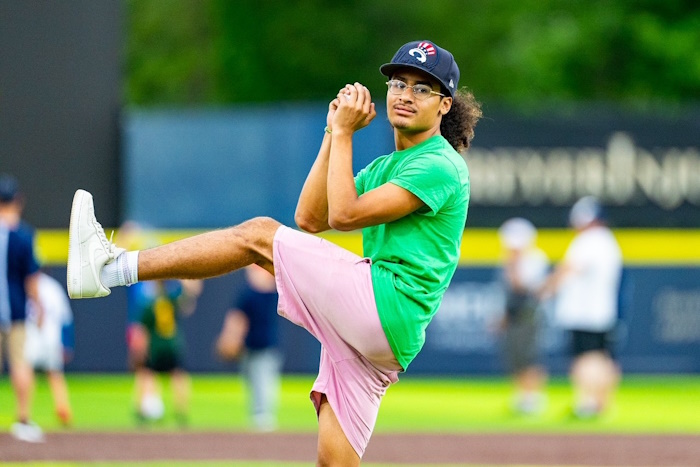 Renegades Pitch