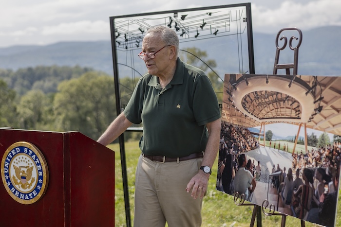 Senate Majority Leader Chuck Schumer visited Philipstown on Tuesday (Aug. 6) to announce that he had secured $1.5 million in federal funds for HVSF.