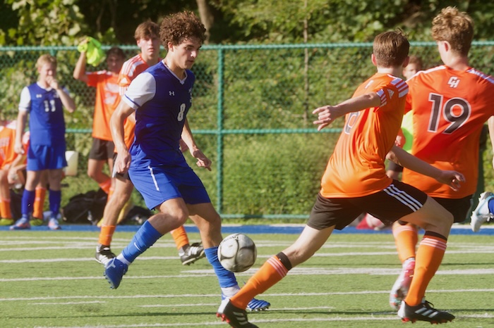 Brandt Robbins (8) returns for Haldane after missing the final games of his junior season due to injury. File photo by Skip Pearlman
