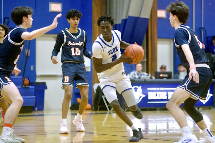 Haldane basketball