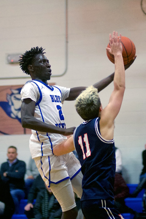 Haldane basketball