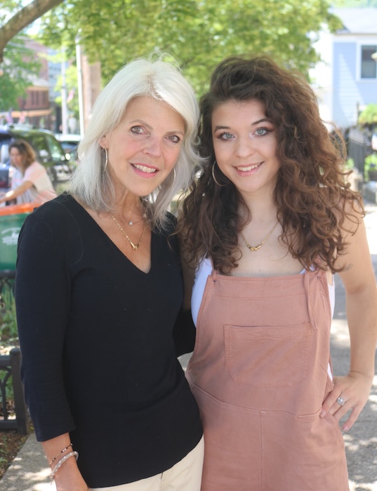 Sandra and Lidija Slokenbergs