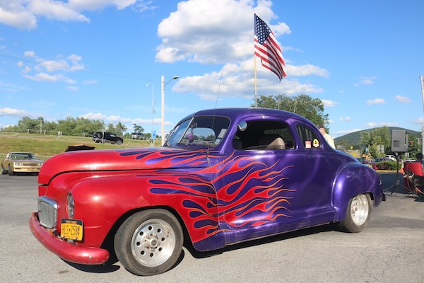 1946 Plymouth De Luxe Coupe