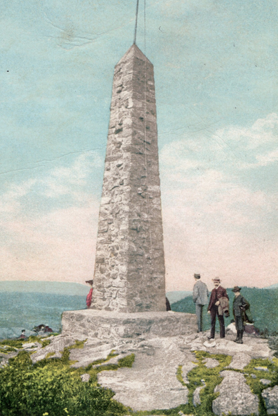 monument-1903